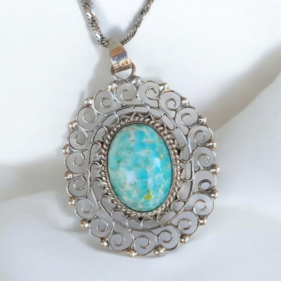 Vintage Jewelry - Vintage sterling silver braided necklace with turquoise Hubble glass pendant